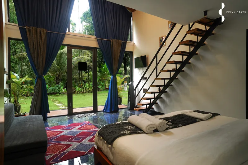 Premium Private Cottage 3