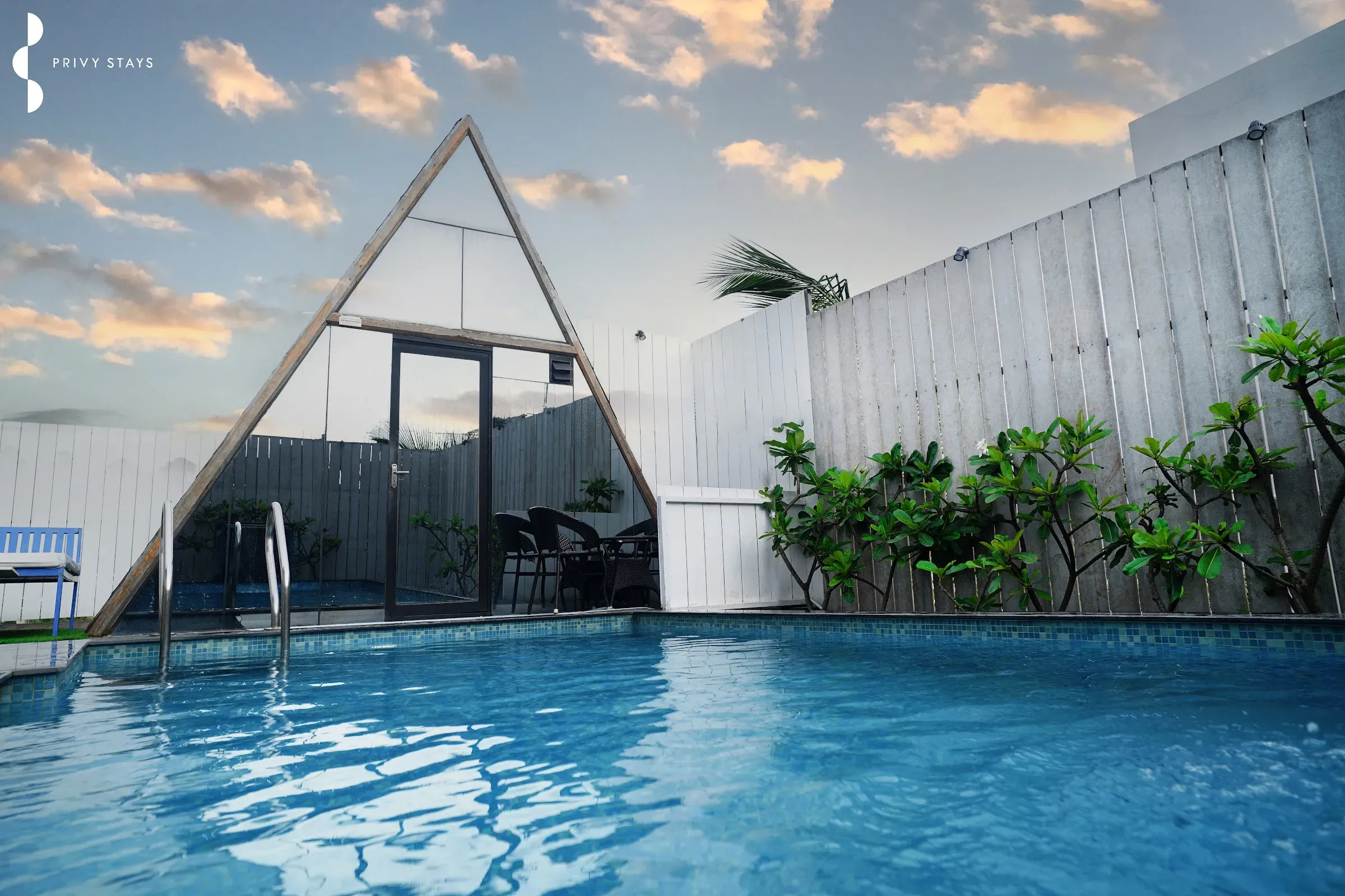 Rooftop Private Cabin Facade