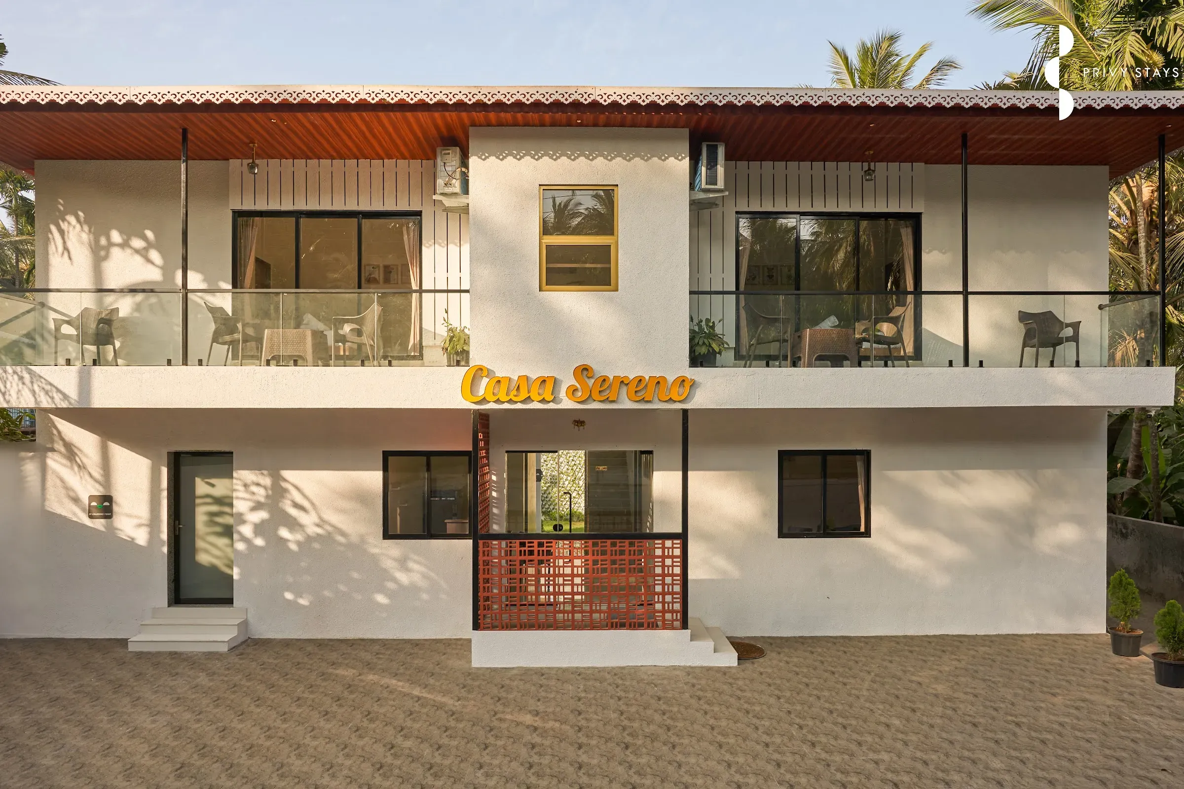 Casa Sereno Facade