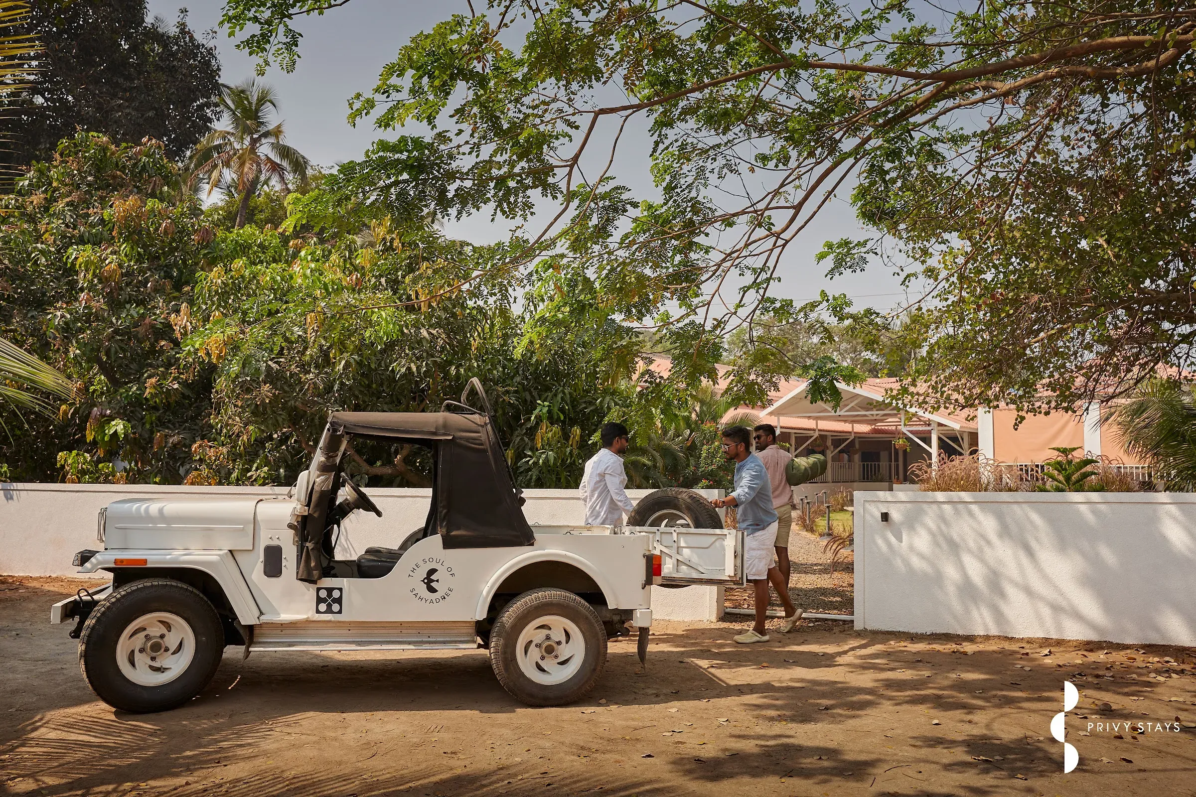 PrivyStays Coast House 10
