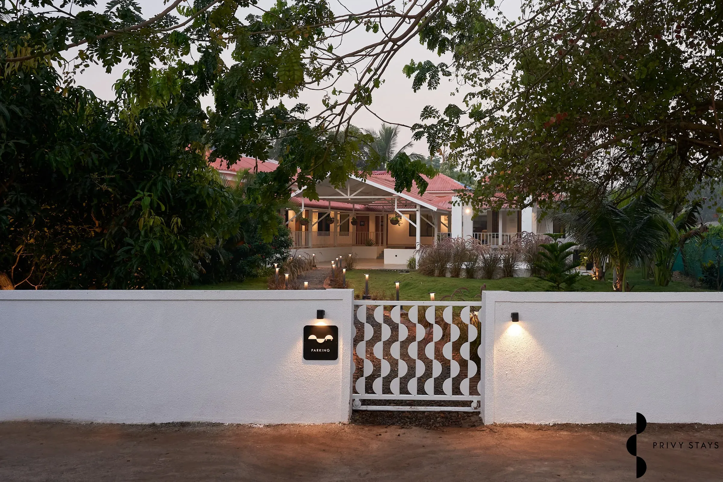 PrivyStays Coast House 17