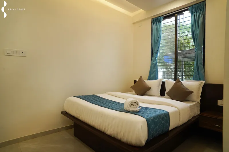 Cozy Couple Room 2