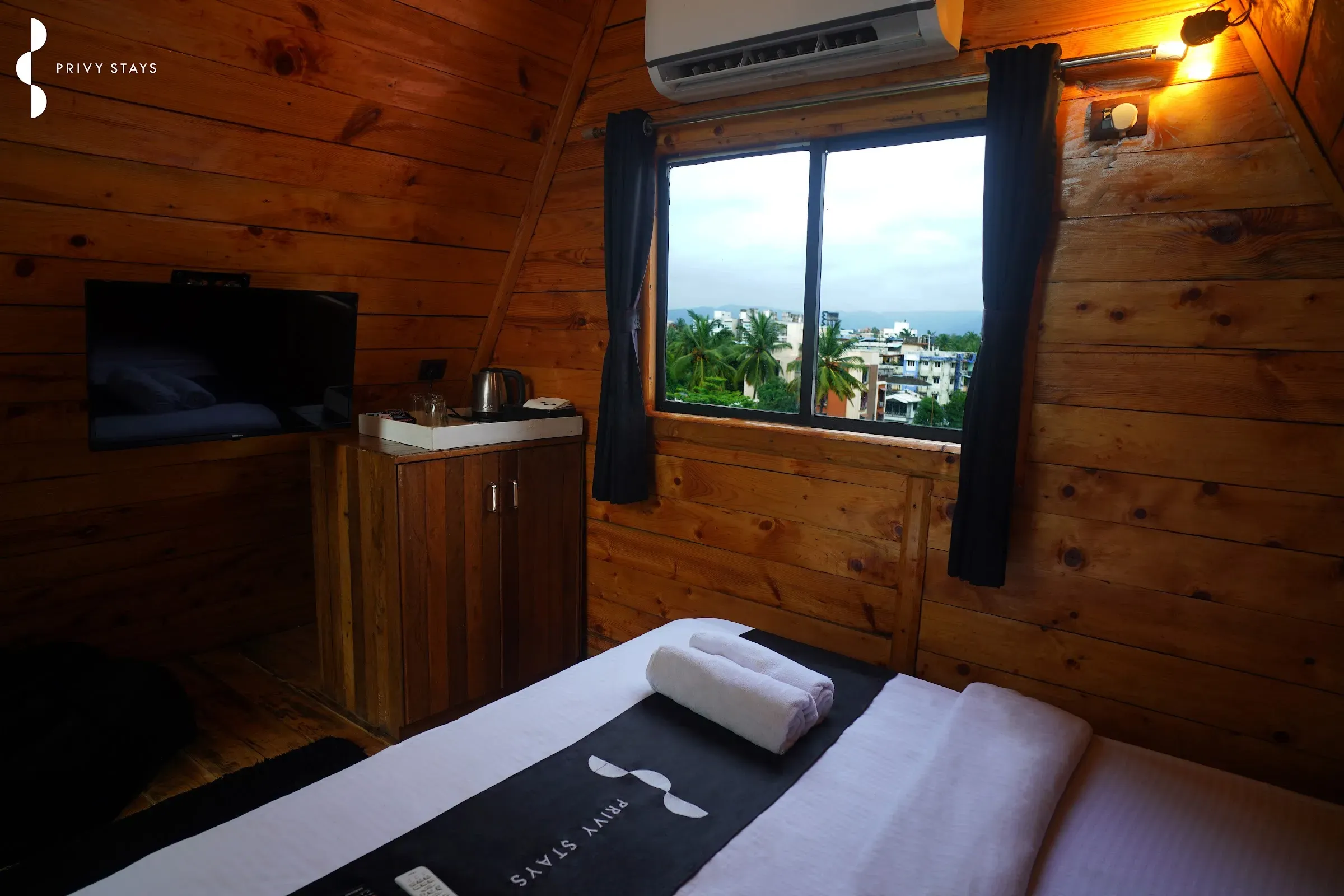 PrivyStays Rooftop Cabin 8