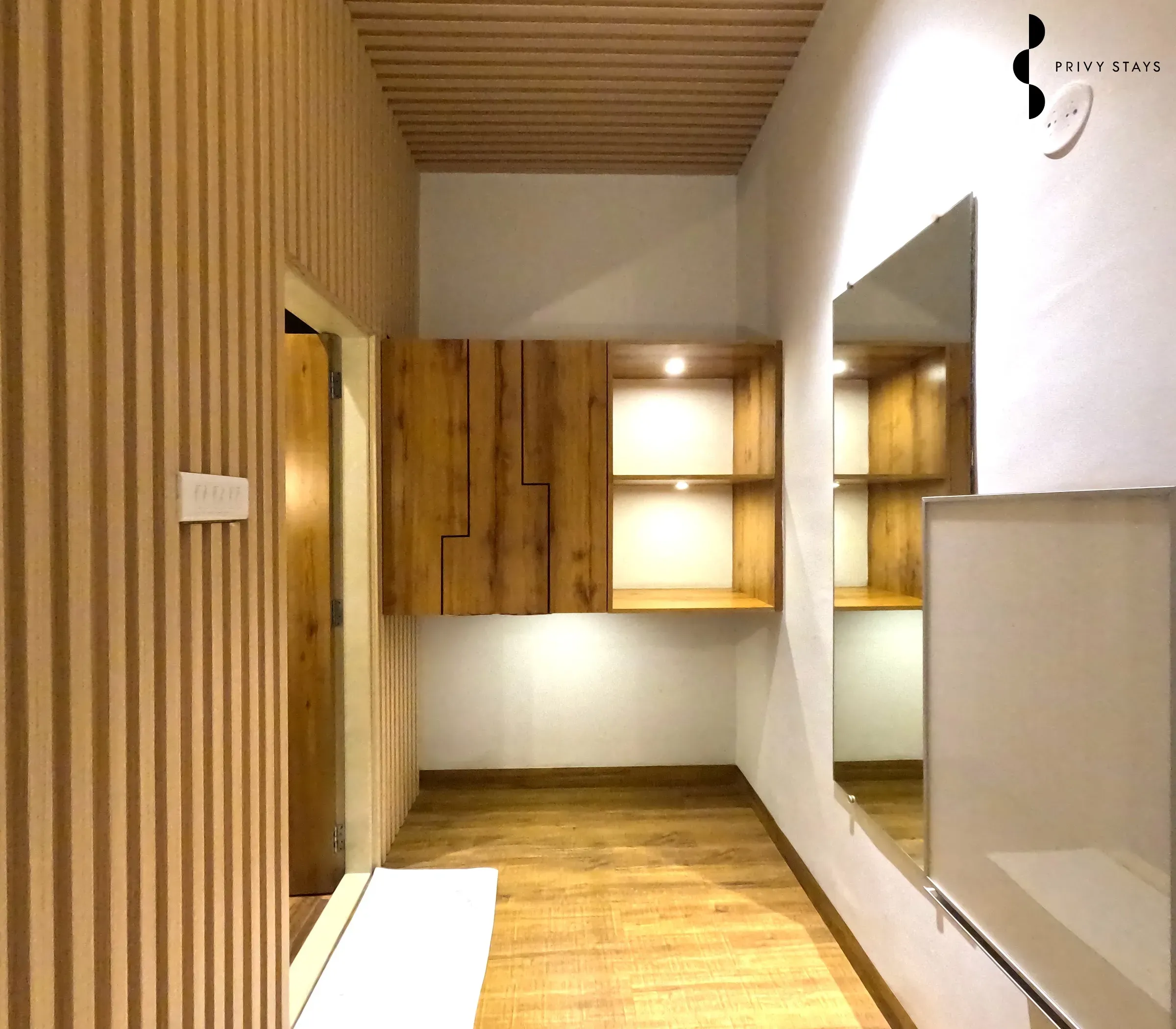 Privy Stays- Green Palm Villa 7