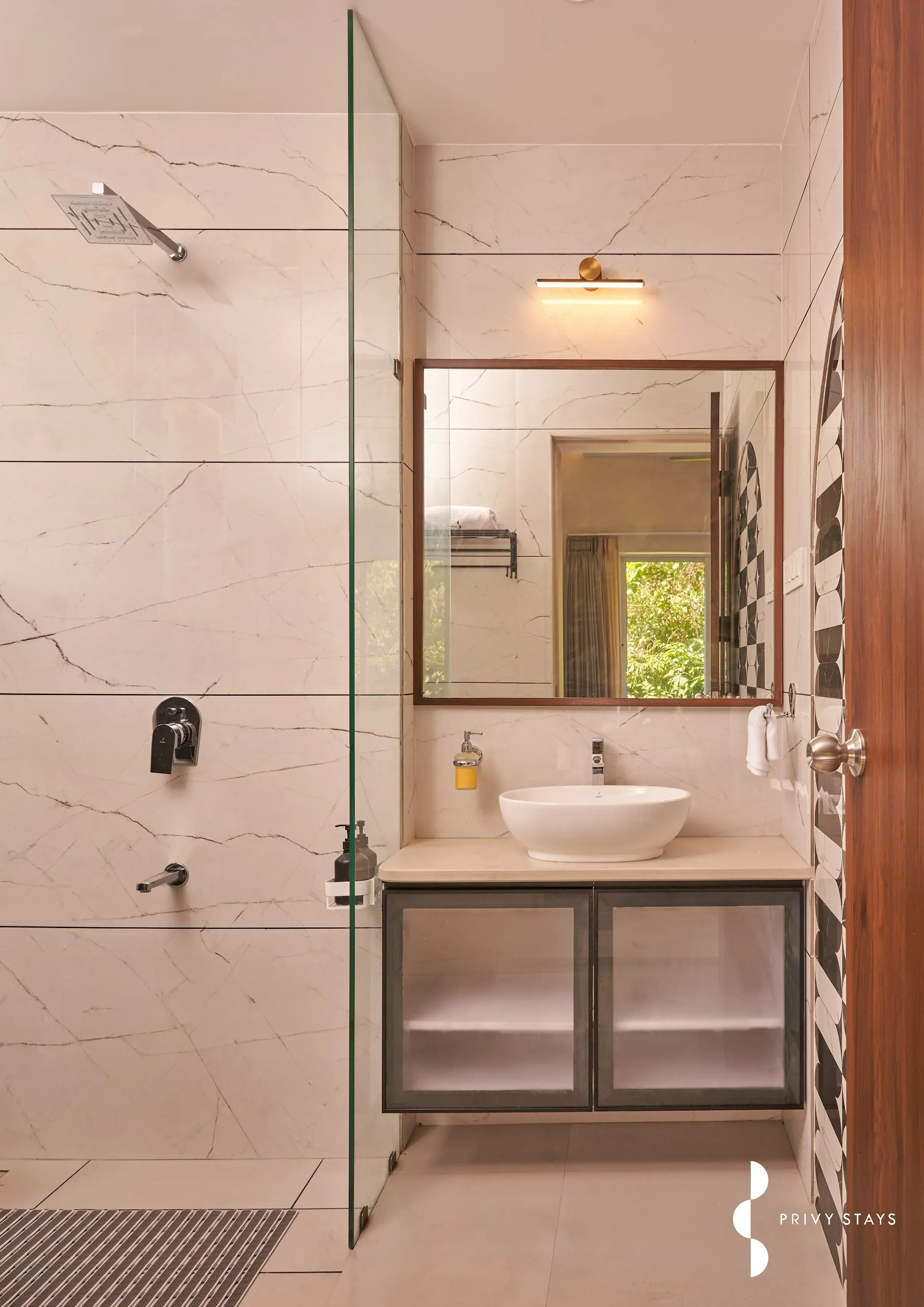 Privy Stays - Emmy's Cove Villa 8