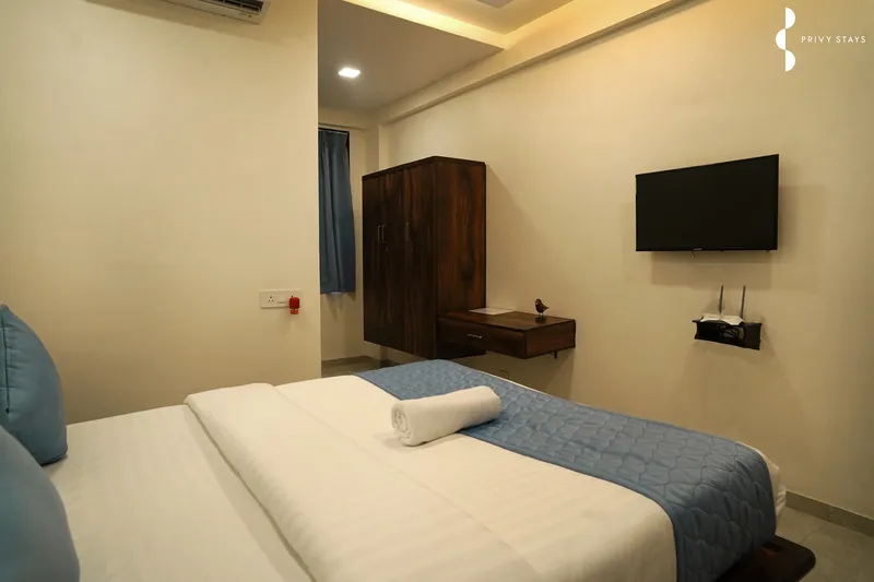 Cozy Couple Room 4